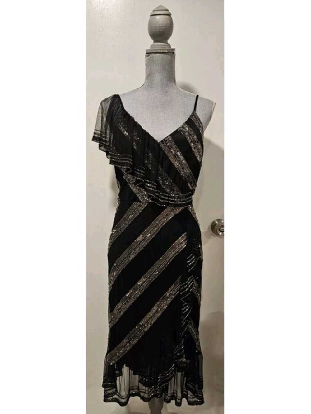 Aidan Mattox Size 12 Black Sequin Beaded Black Ruffle Hem Shoulder Strap Dress